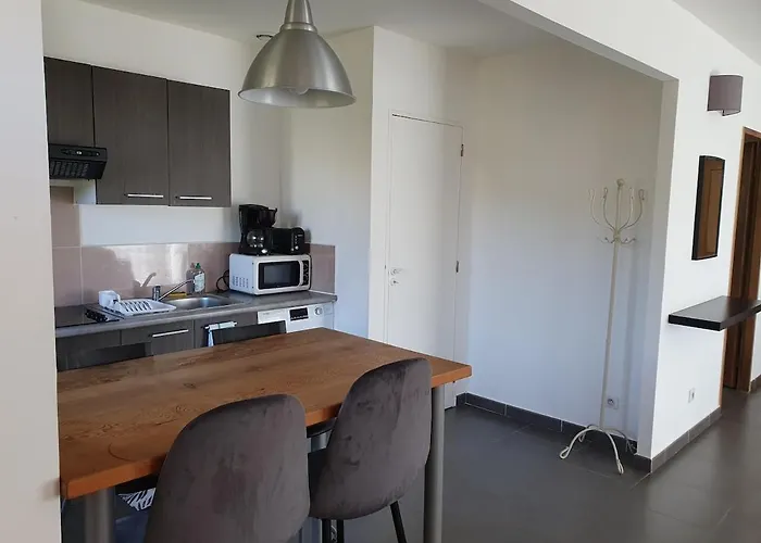 Holiday home Maison Etre Et Montagne *